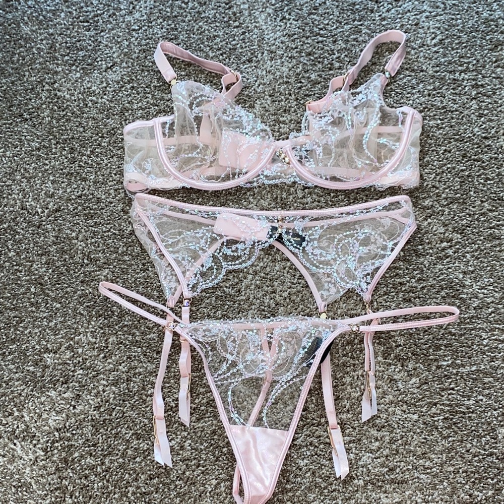 ANGELICA HONEY BIRDETTE